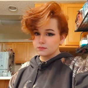 Meet your Posher, Nikolette